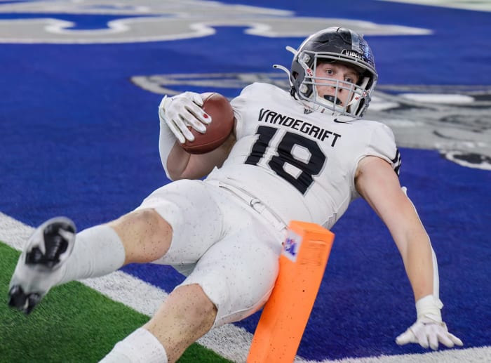 Vandegrift senior tight end Bryce Altrudo finds the endzone.
